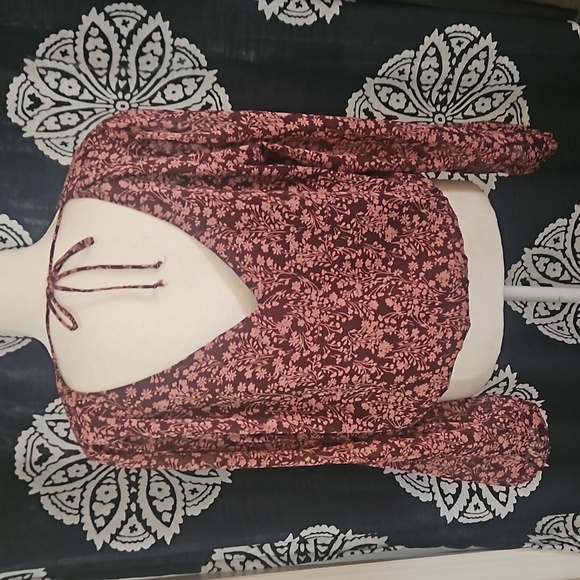 Nine britton top - Picture 6 of 8